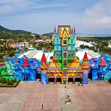 150M Da Praia Em Um Fantastico Edificio Em Balneario Picarras Piçarras Exterior foto